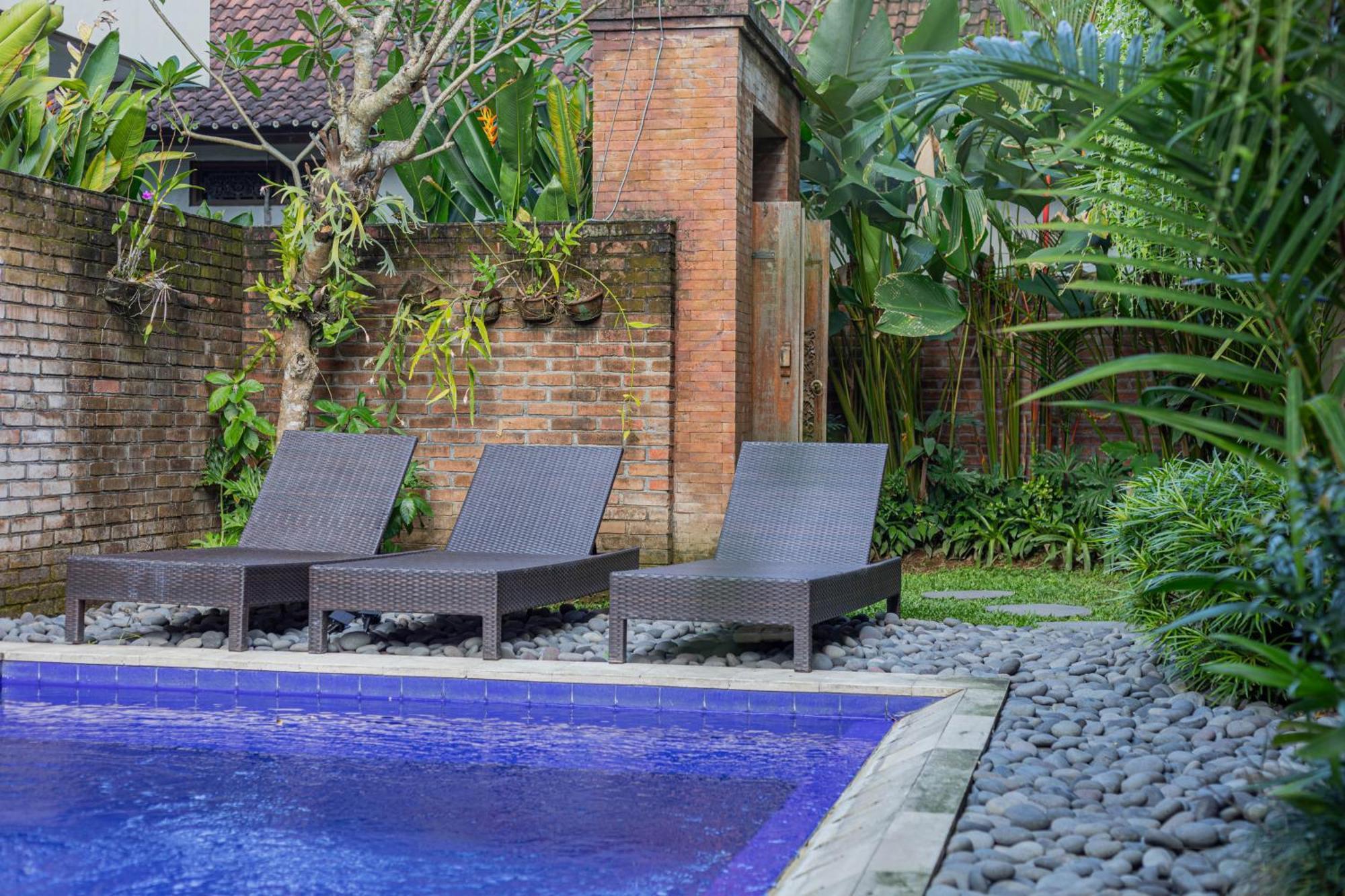 Komala Homestay Canggu Exterior foto